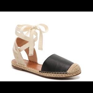Indigo Rd. Orlina Espedrille Sandal size 10